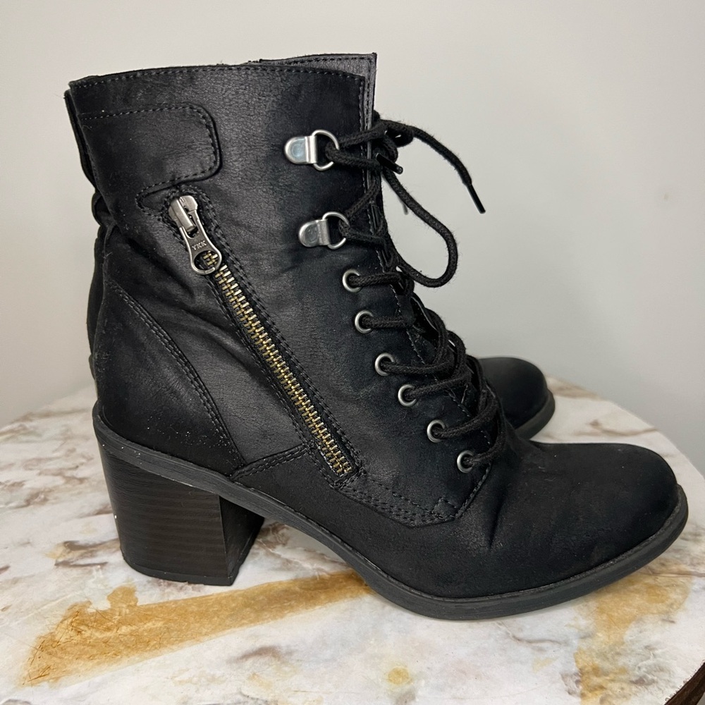 White mountain size 8 black heeled combat style boots - Picture 4 of 9